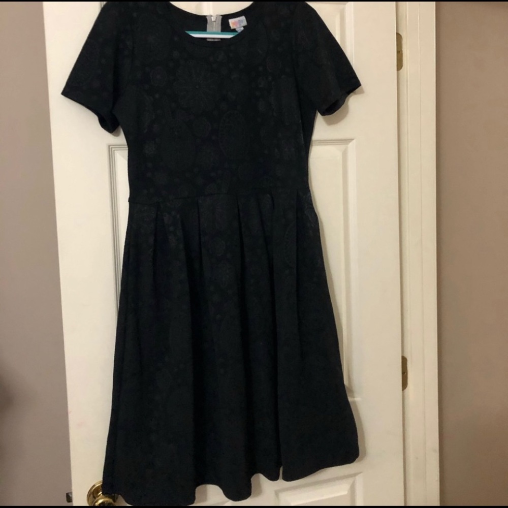 EUC Lularoe Easter Bunny Amelia, XL RARE!!